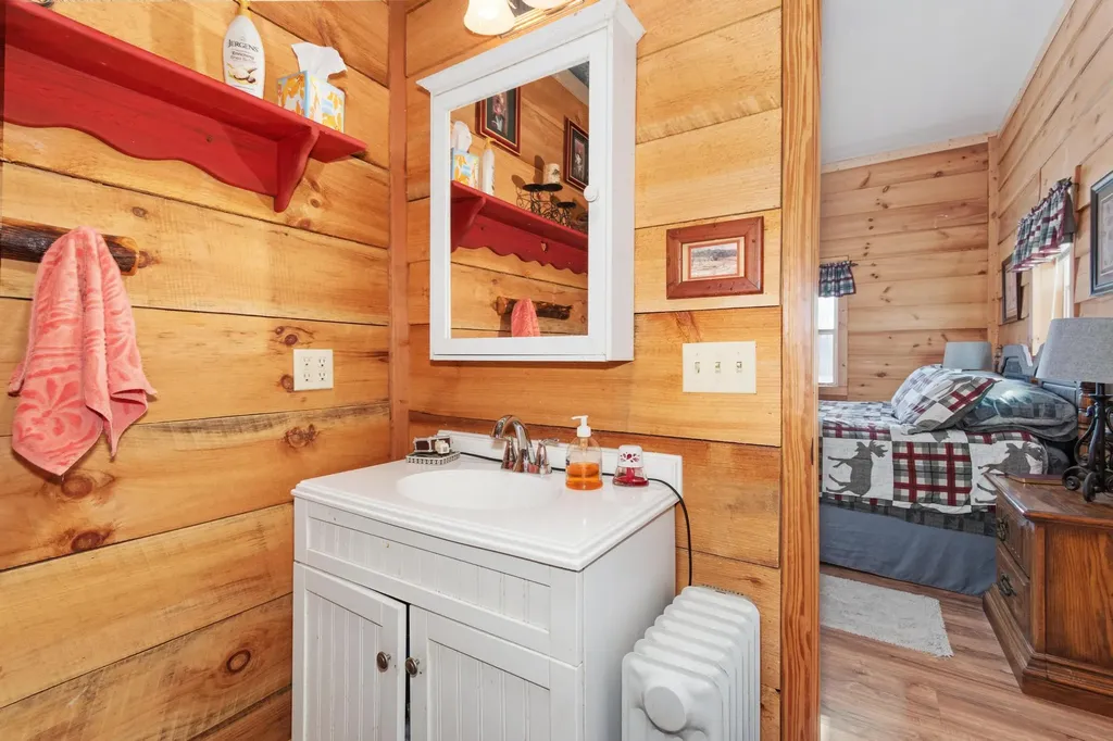 75 William Curnel Road Marion KY 42064