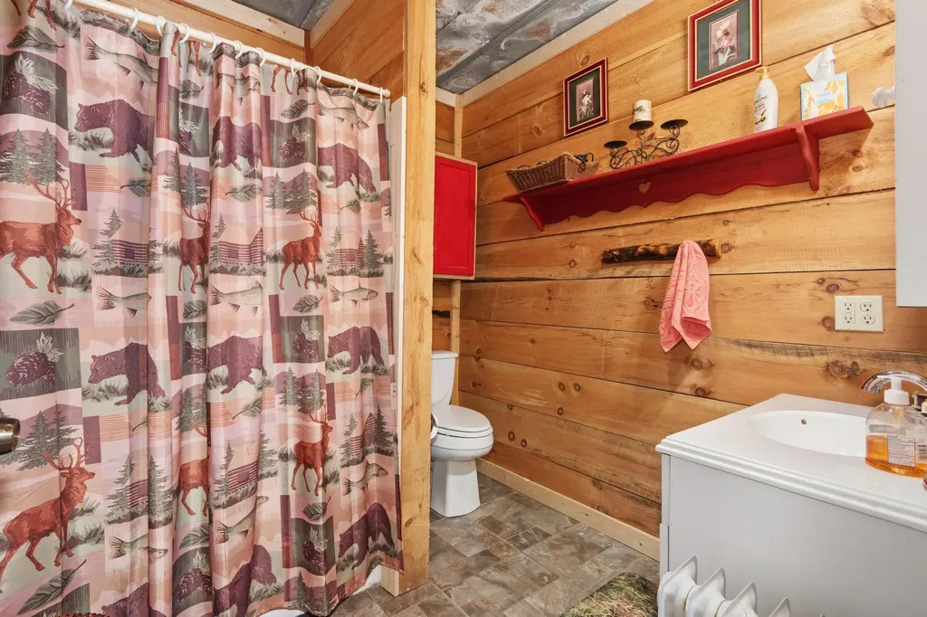75 William Curnel Road Marion KY 42064
