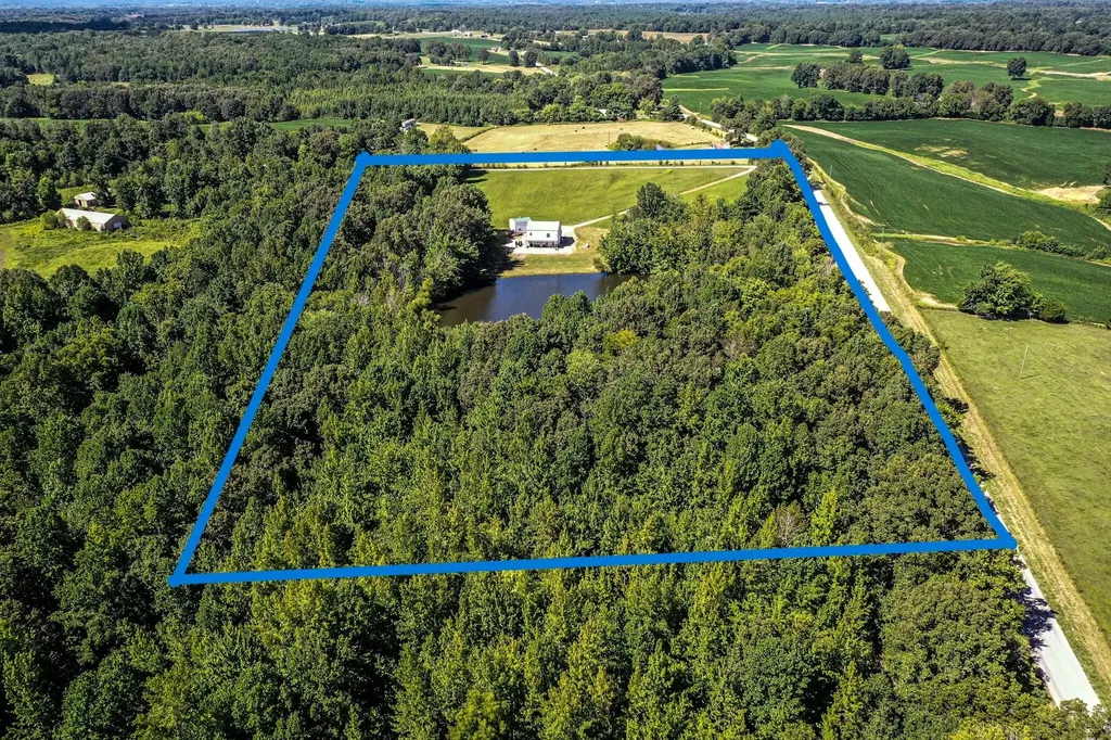 75 William Curnel Road Marion KY 42064
