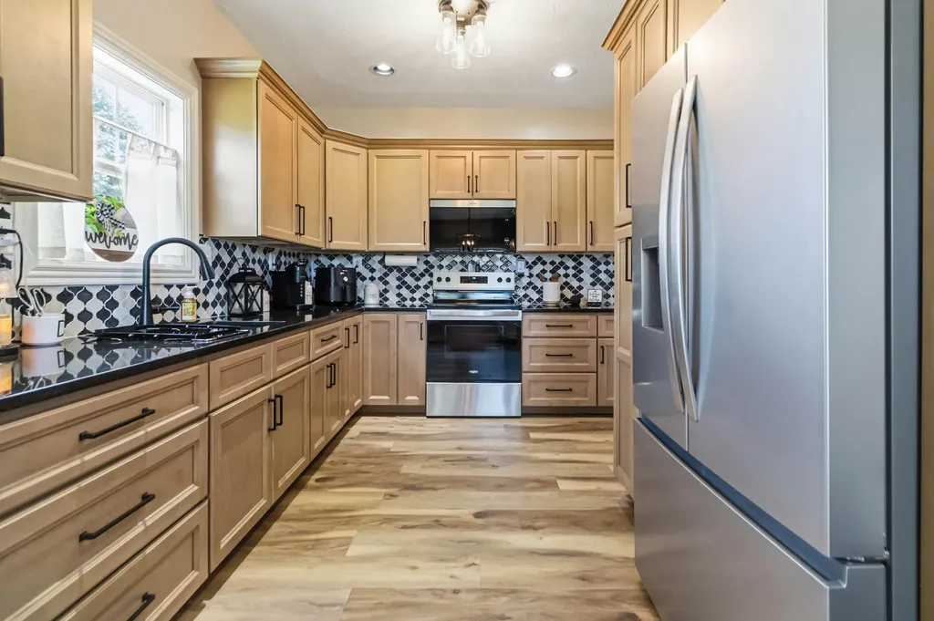 752 County Farm Road London KY 40741
