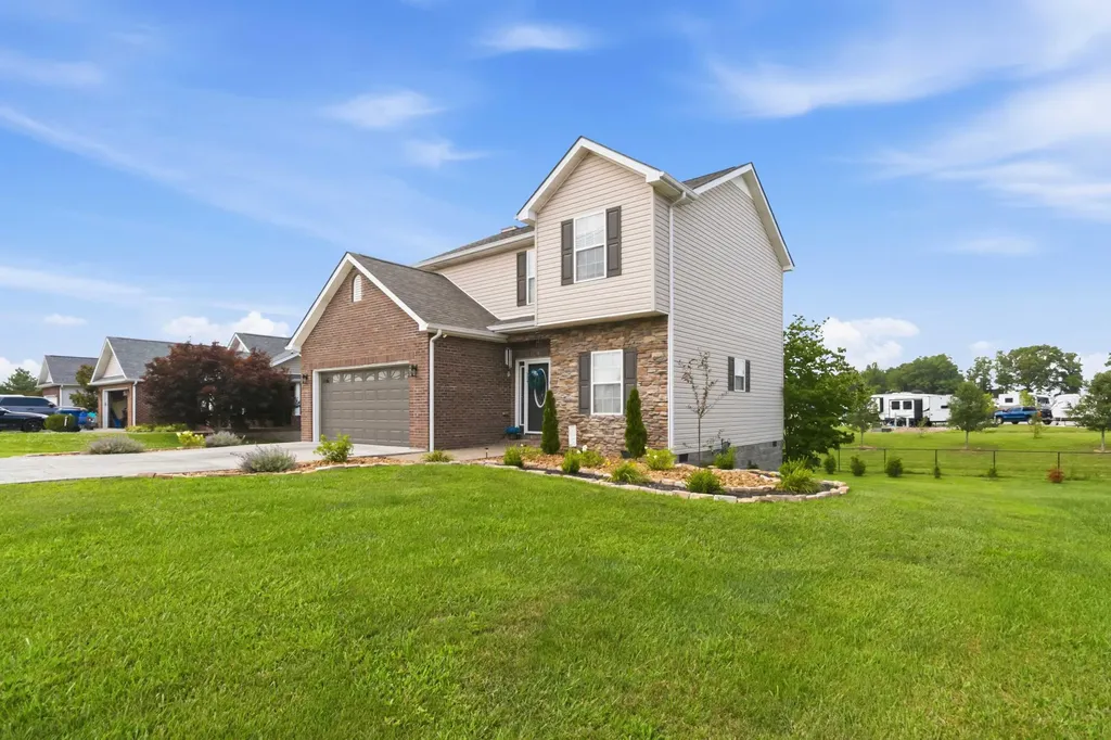 752 County Farm Road London KY 40741