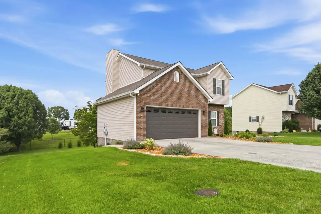 752 County Farm Road London KY 40741