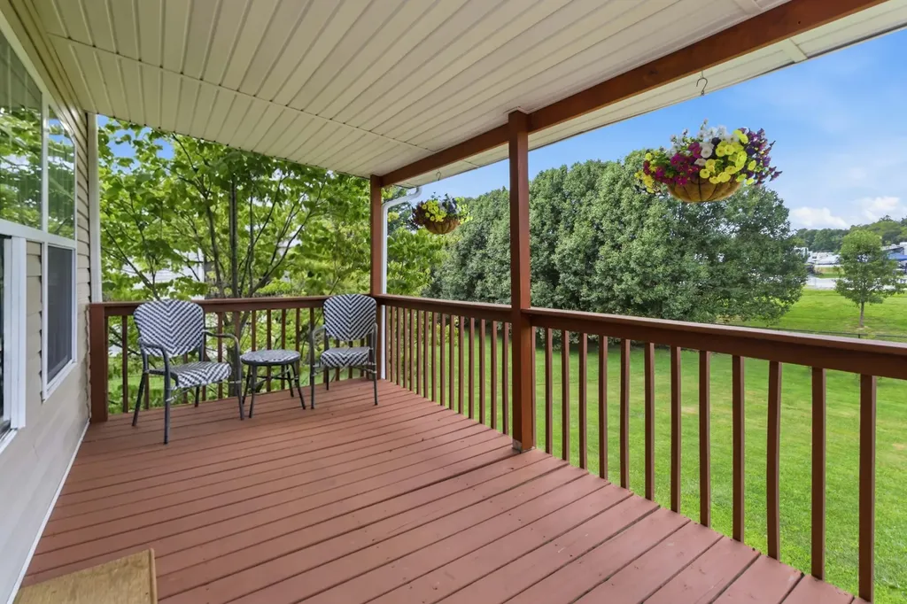 752 County Farm Road London KY 40741