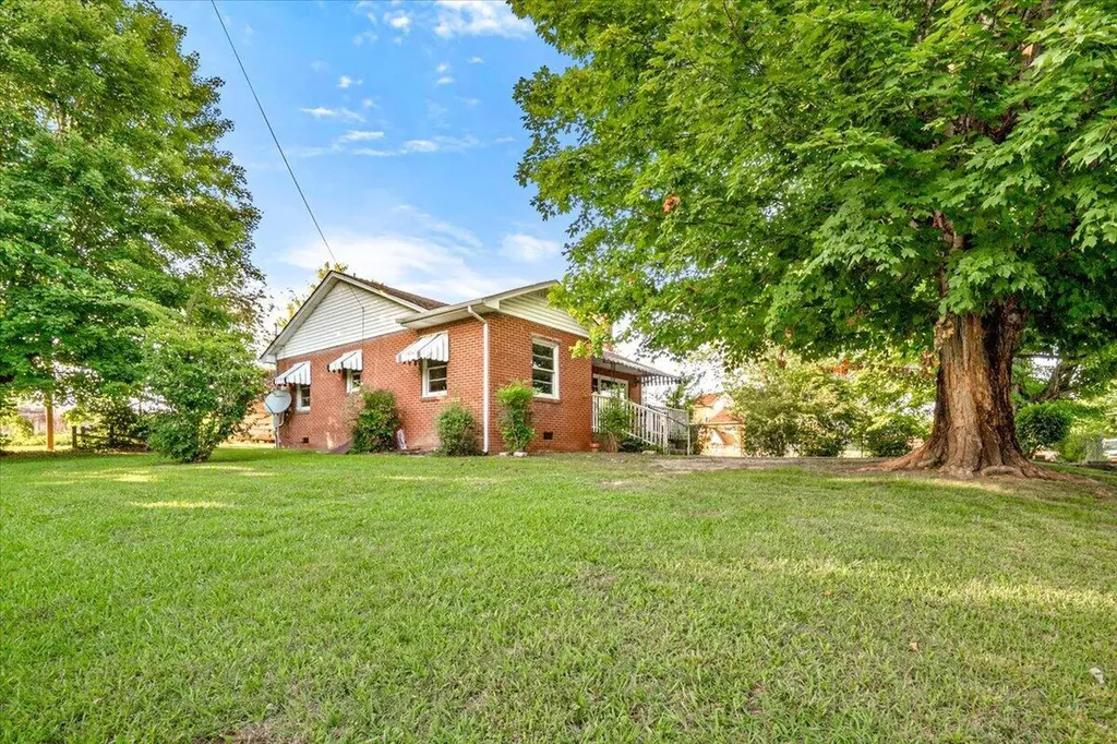 1110 Main Street Williamsburg KY 40769