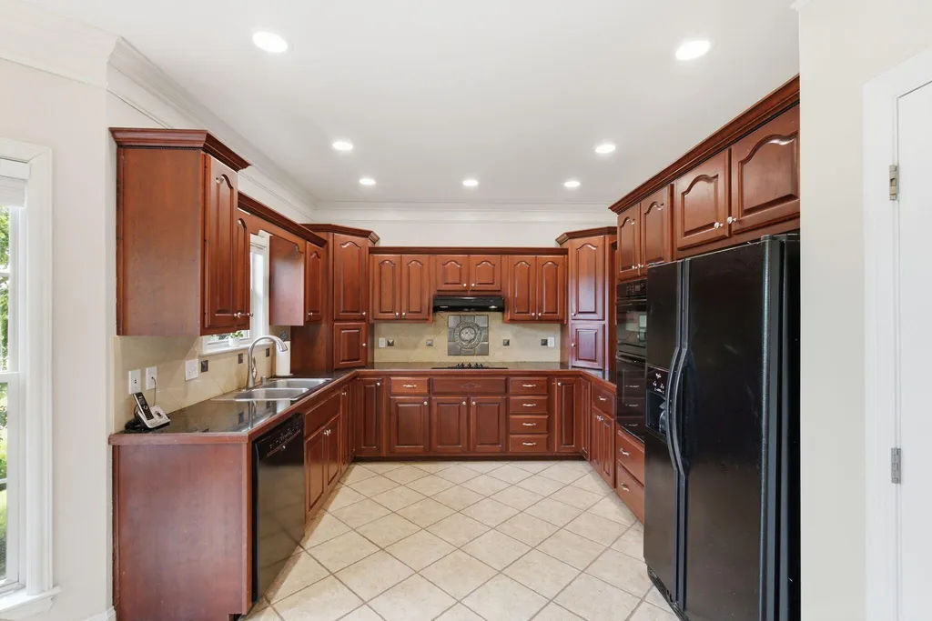 103 Birkdale Drive Georgetown KY 40324