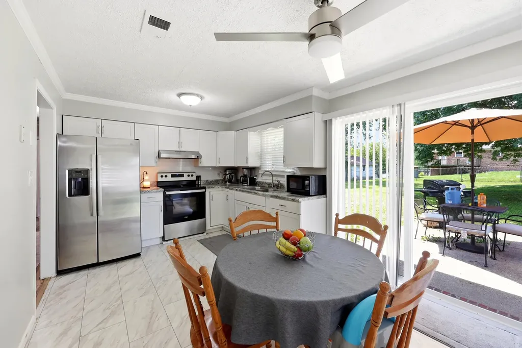 1919 Gilberts Creek Road Lancaster KY 40444