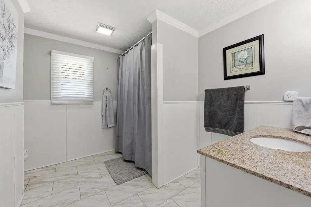 1919 Gilberts Creek Road Lancaster KY 40444