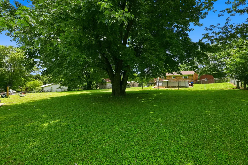 1919 Gilberts Creek Road Lancaster KY 40444