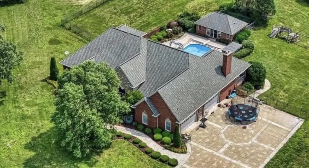 122 Fairway Acres Drive Dunmor KY 42239