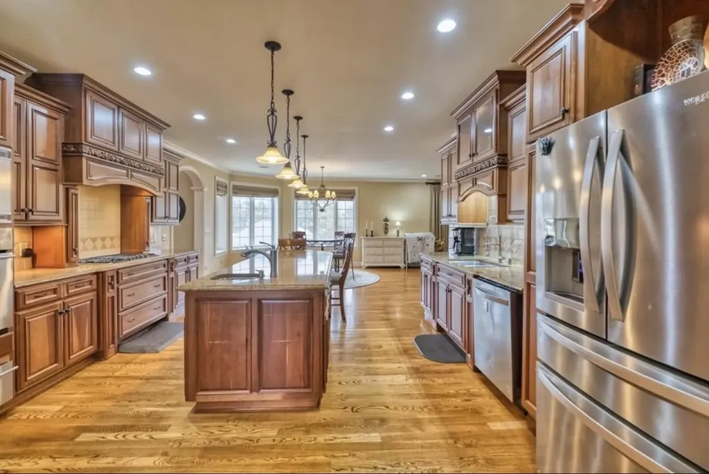 122 Fairway Acres Drive Dunmor KY 42239