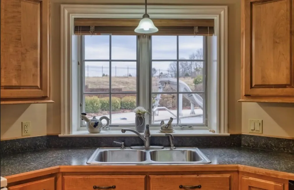 122 Fairway Acres Drive Dunmor KY 42239