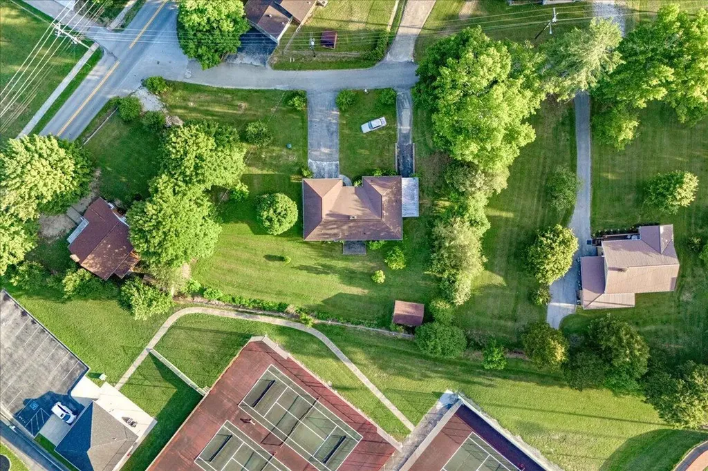 20 N 12th Street Williamsburg KY 40769