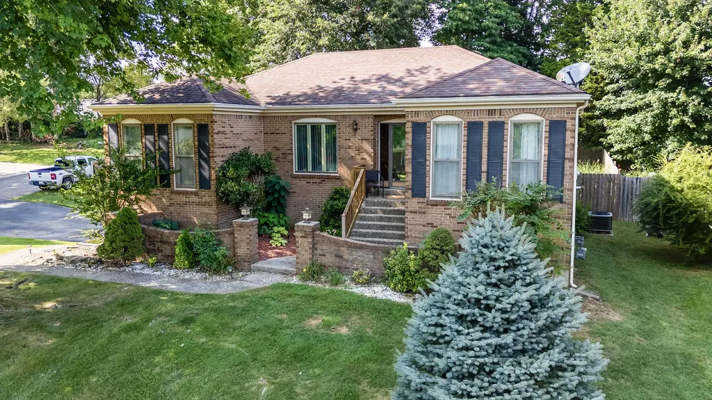 7401 Rambo Way Louisville KY 40228