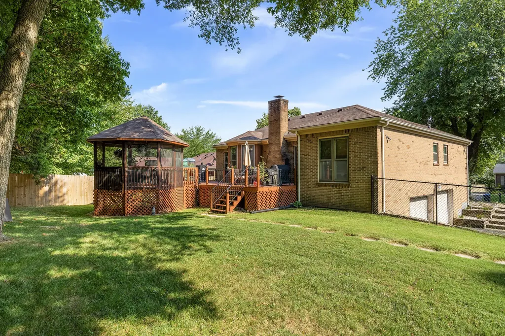 7401 Rambo Way Louisville KY 40228