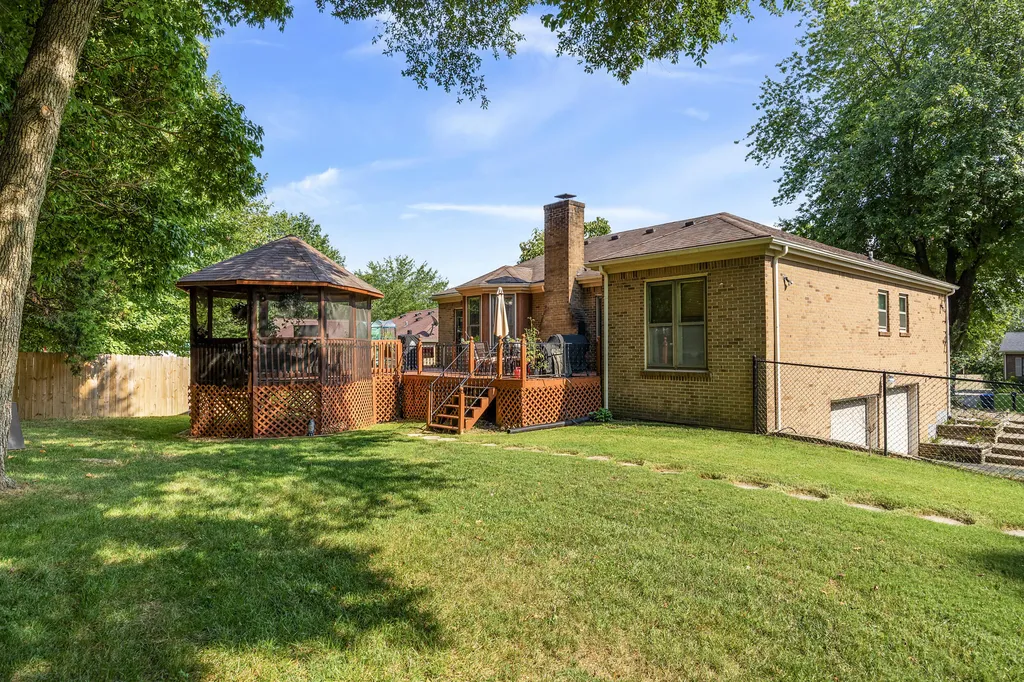 7401 Rambo Way Louisville KY 40228