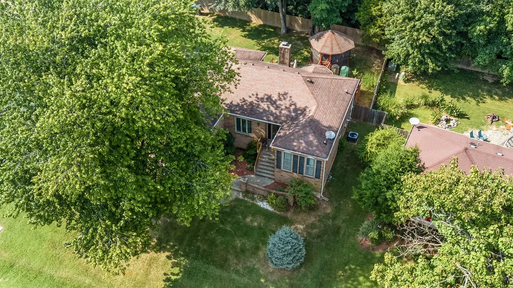 7401 Rambo Way Louisville KY 40228