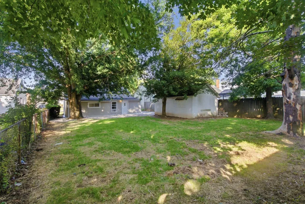 1645 Liberty Road Lexington KY 40505