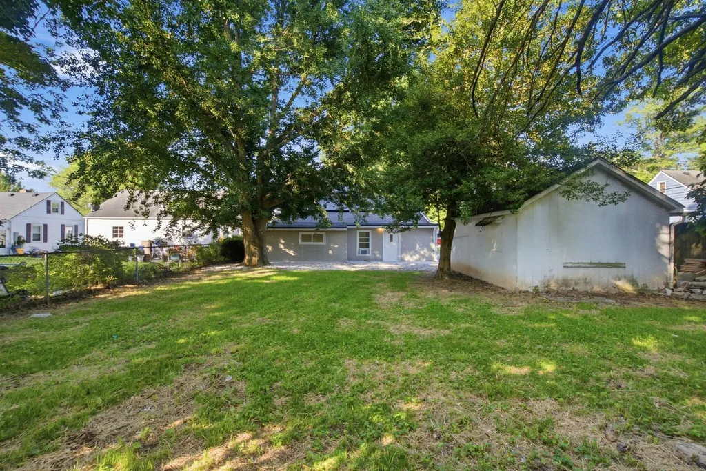 1645 Liberty Road Lexington KY 40505