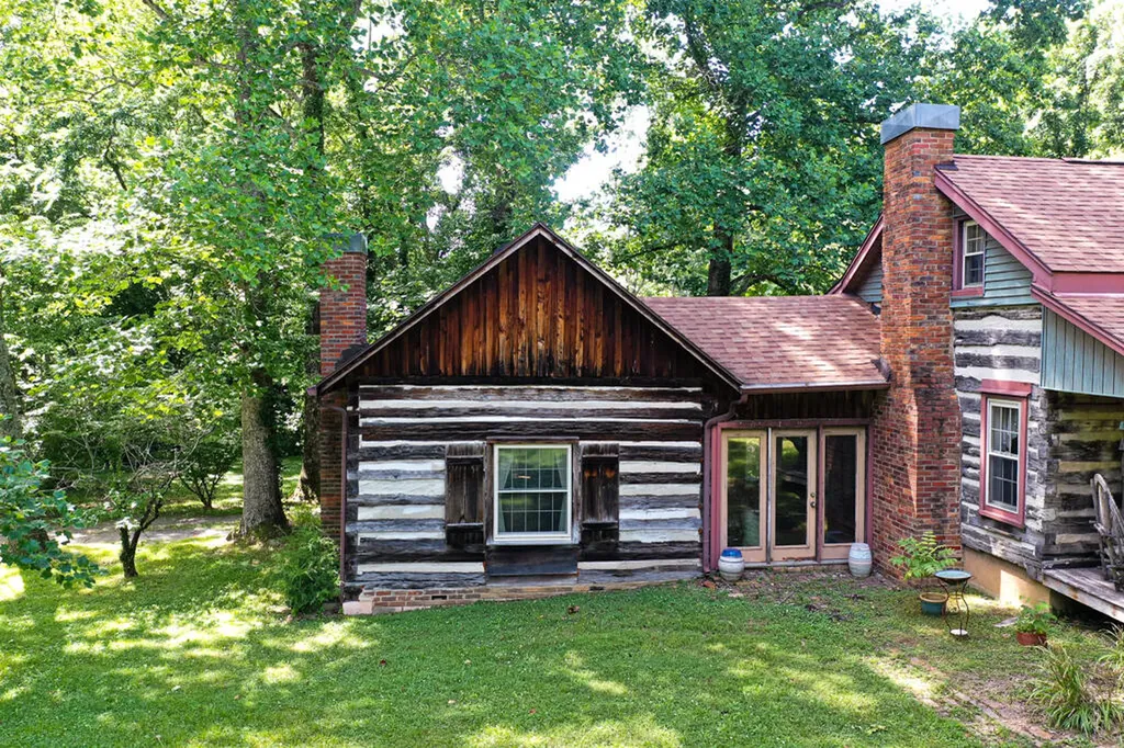 410 Canton Lakeshore Drive Cadiz KY 42211