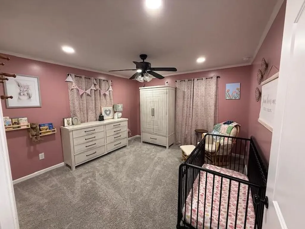 4213 Kentucky 80 W Mayfield KY 42066