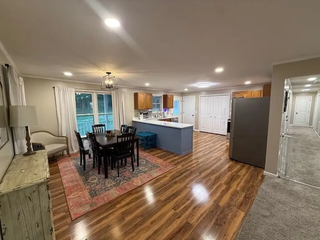 4213 Kentucky 80 W Mayfield KY 42066
