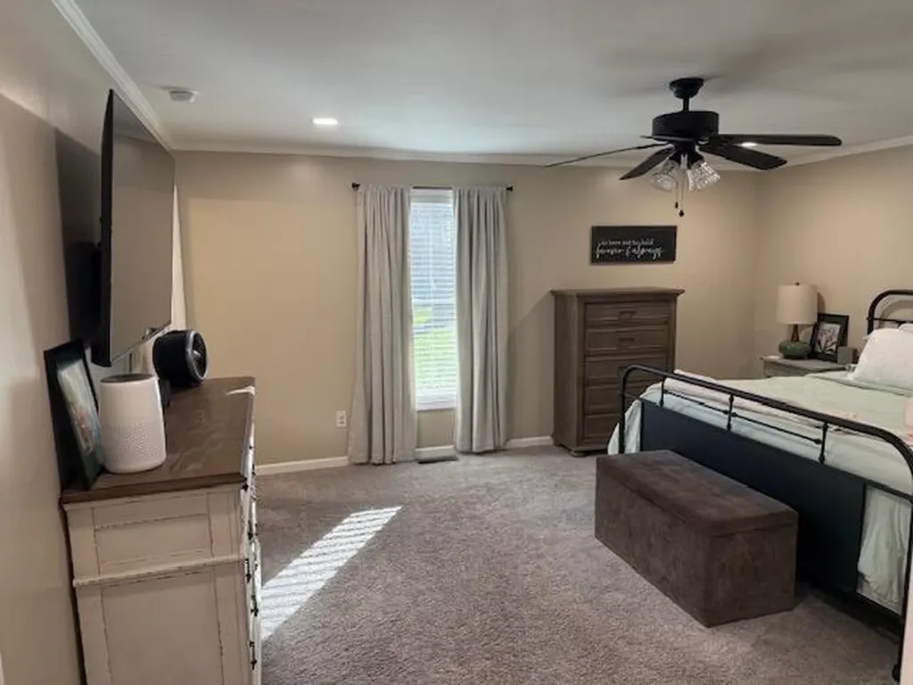 4213 Kentucky 80 W Mayfield KY 42066