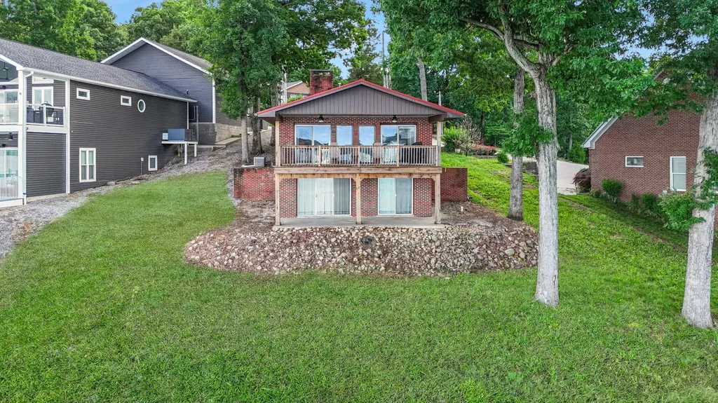 173 Arthur Court Gilbertsville KY 42044