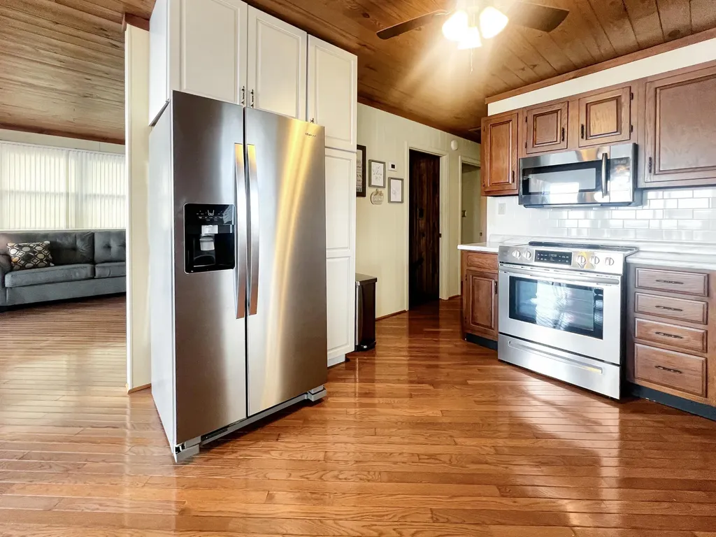 173 Arthur Court Gilbertsville KY 42044