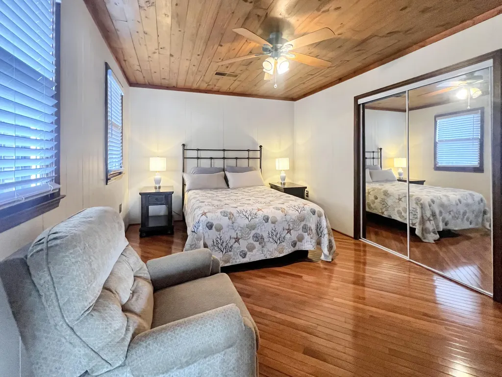 173 Arthur Court Gilbertsville KY 42044