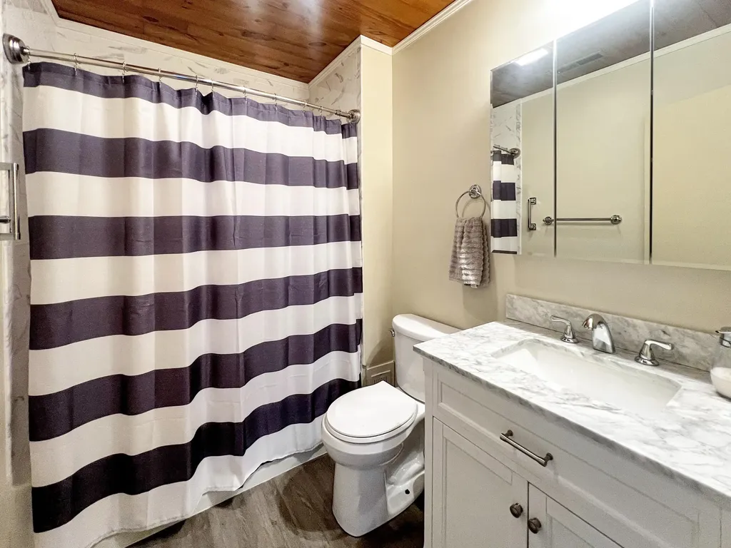 173 Arthur Court Gilbertsville KY 42044