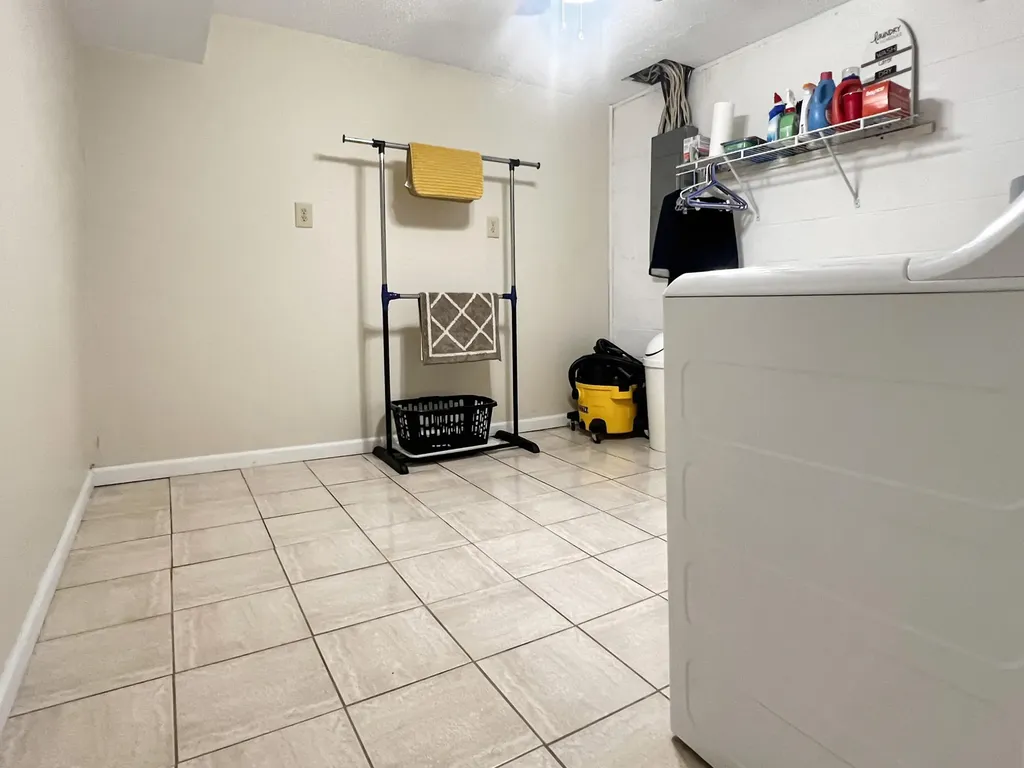 173 Arthur Court Gilbertsville KY 42044