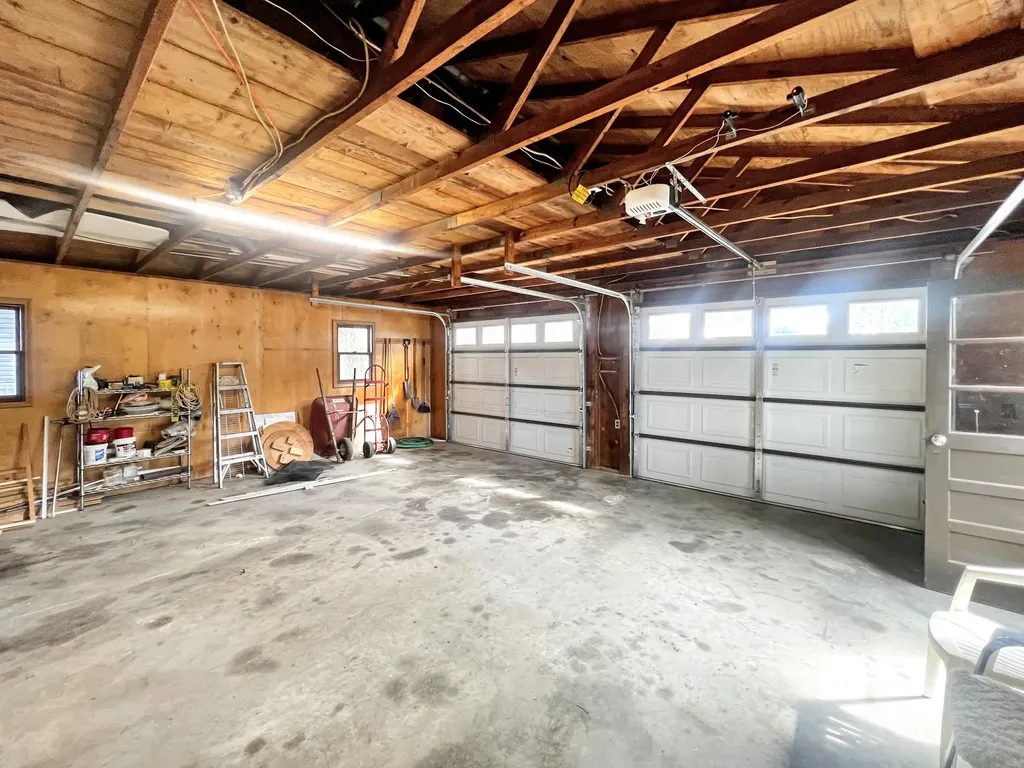 173 Arthur Court Gilbertsville KY 42044
