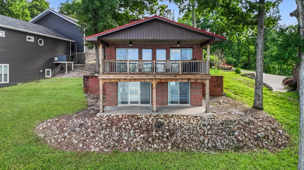 173 Arthur Court Gilbertsville KY 42044