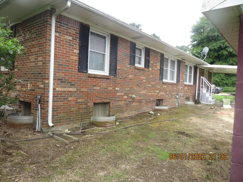 4870 State Highway 288 Clinton KY 42031