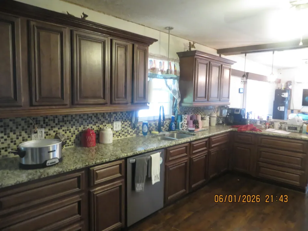 4870 State Highway 288 Clinton KY 42031