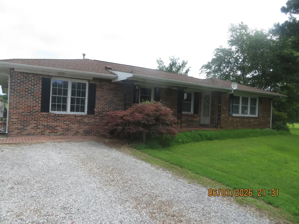 4870 State Highway 288 Clinton KY 42031