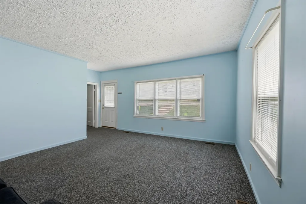 518 Graham Avenue Harrodsburg KY 40330