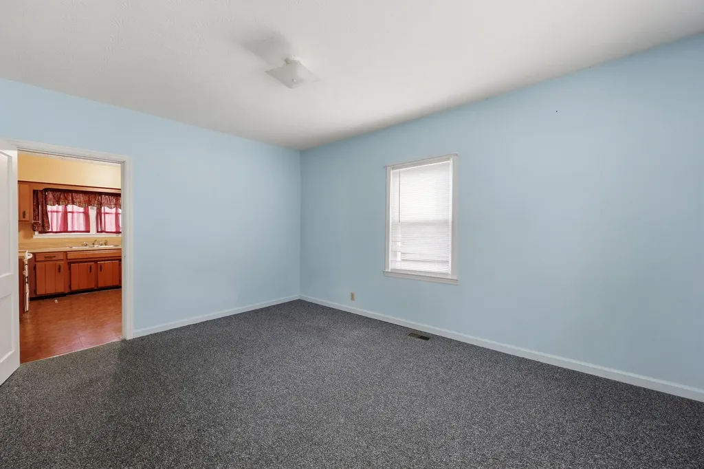 518 Graham Avenue Harrodsburg KY 40330