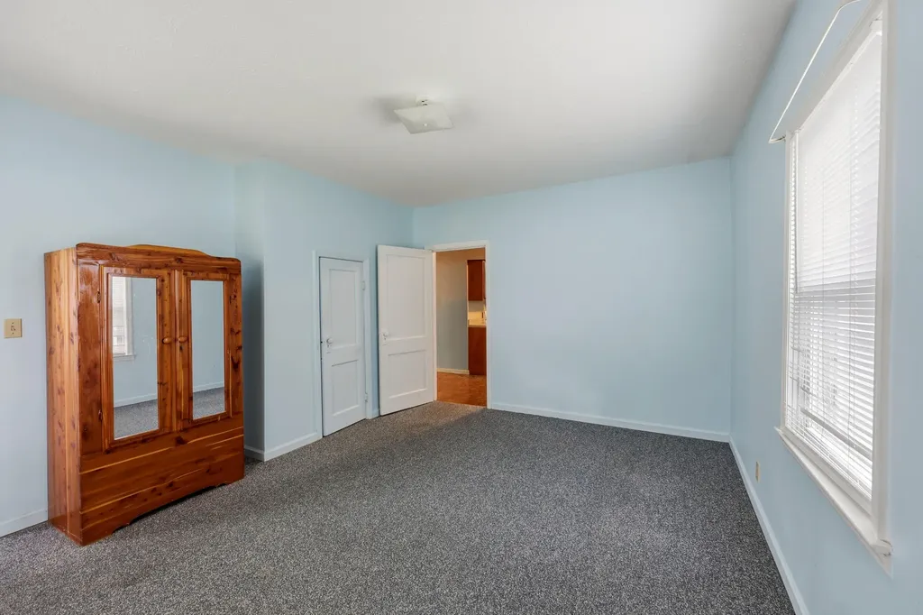 518 Graham Avenue Harrodsburg KY 40330