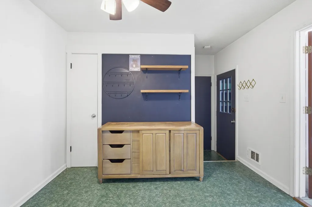 6502 Cady Drive Louisville KY 40258