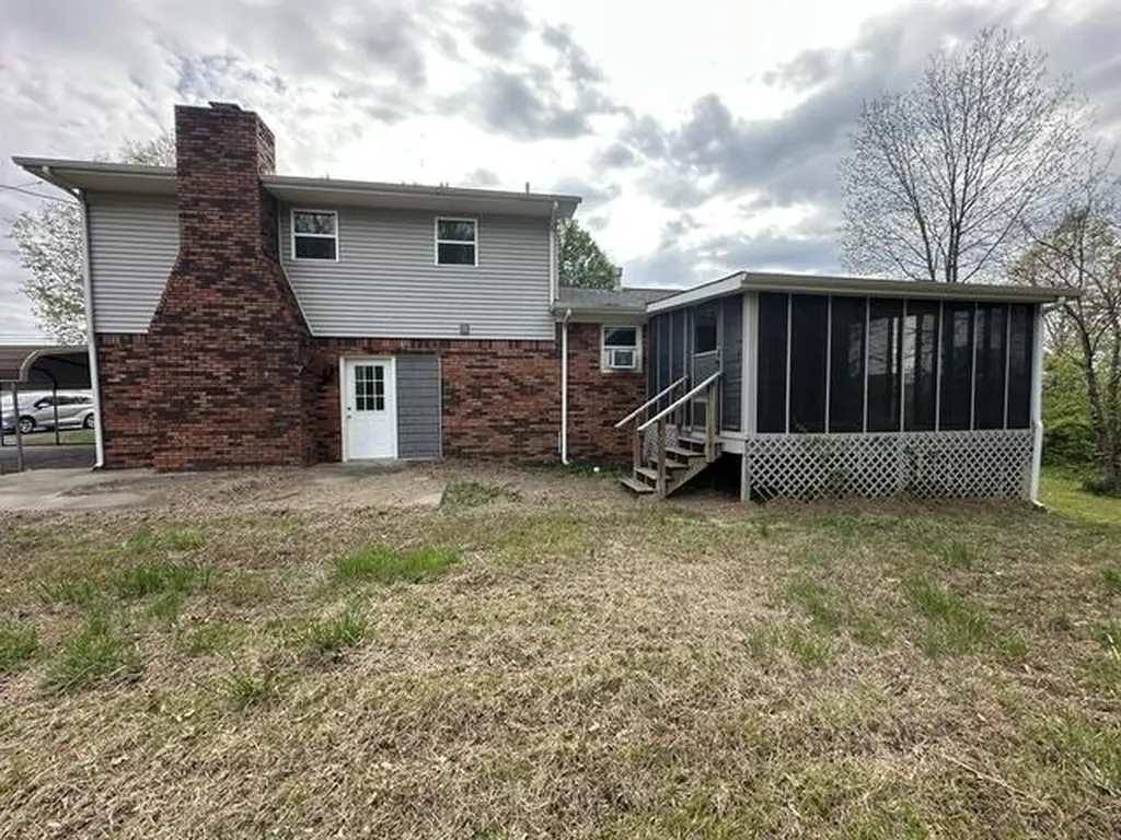 7740 Old Mayfield Road Paducah KY 42003