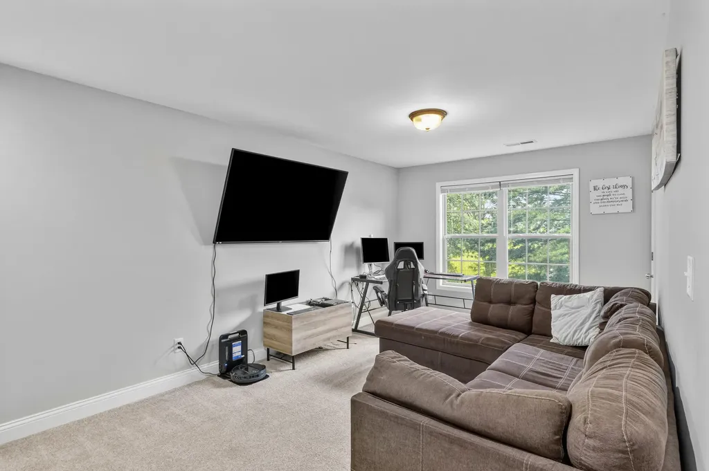 169 Quail Hollow Drive Georgetown KY 40324