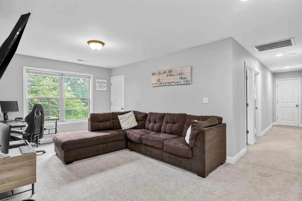 169 Quail Hollow Drive Georgetown KY 40324