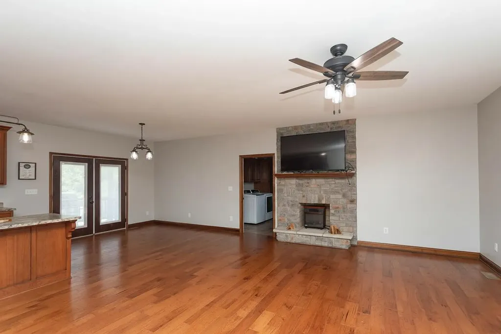 399 Harlow Lane Harrodsburg KY 40330