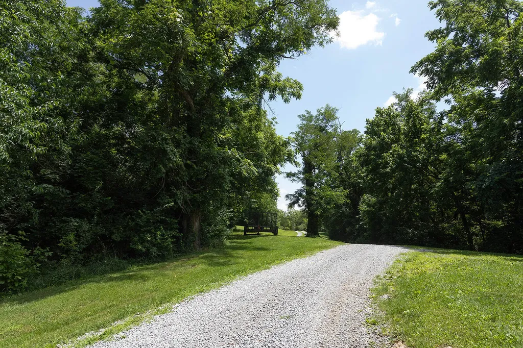 399 Harlow Lane Harrodsburg KY 40330