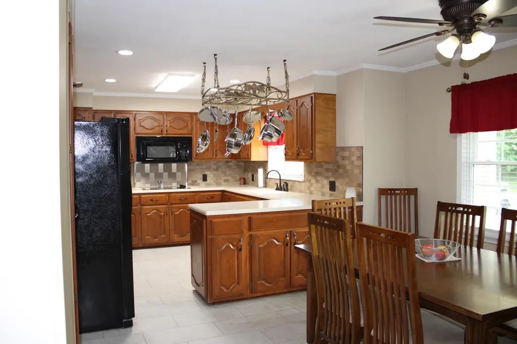 204 Pepper Lane Paducah KY 42001