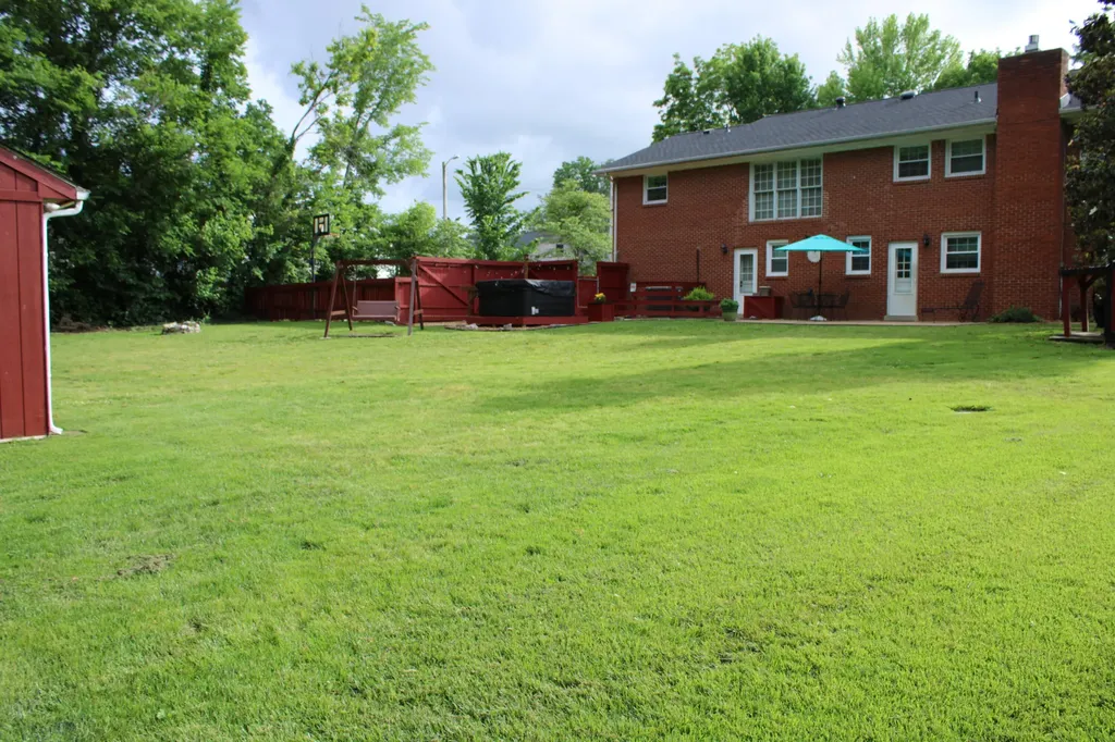 204 Pepper Lane Paducah KY 42001
