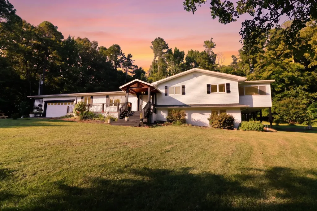 588 Bay Lane Cadiz KY 42211