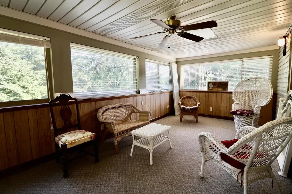 588 Bay Lane Cadiz KY 42211