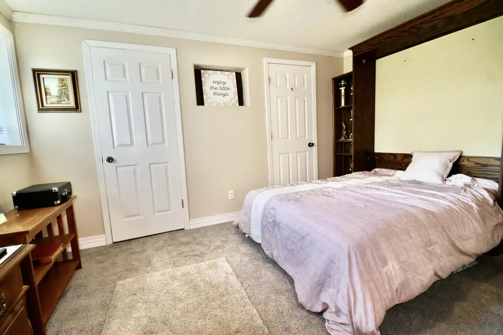 588 Bay Lane Cadiz KY 42211